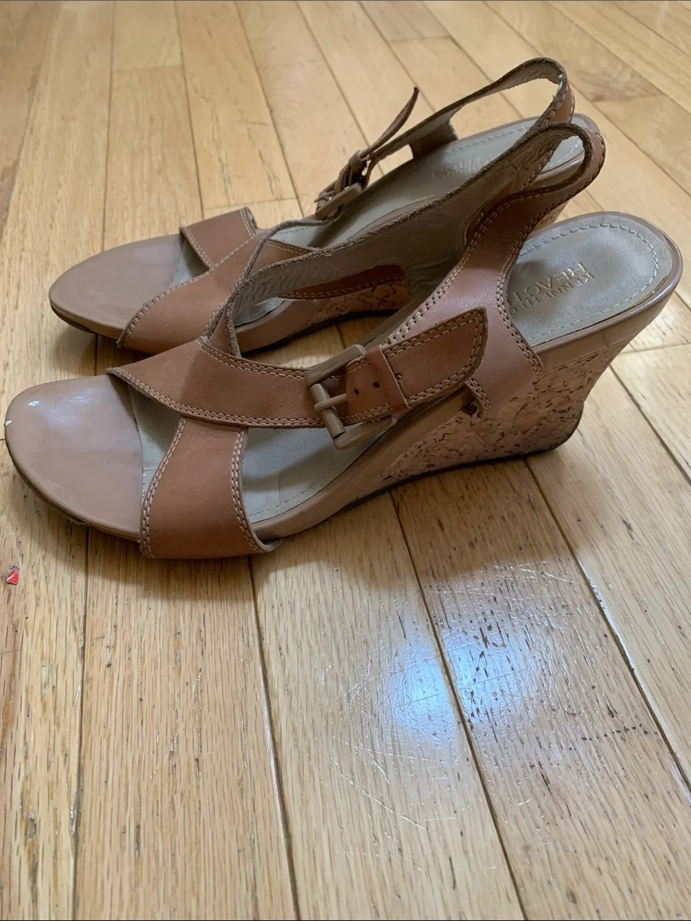 Kenneth Cole Reaction comfortable leather